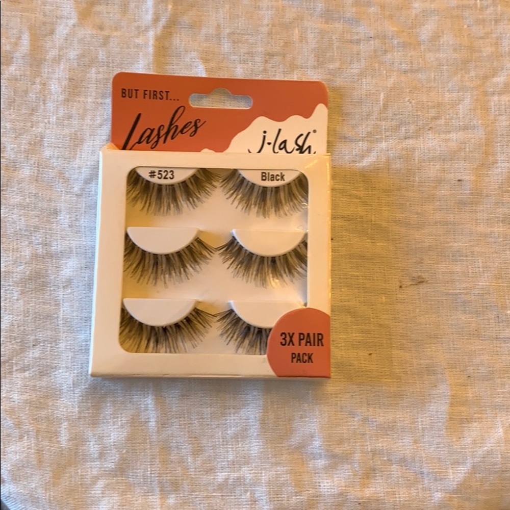 Lashes